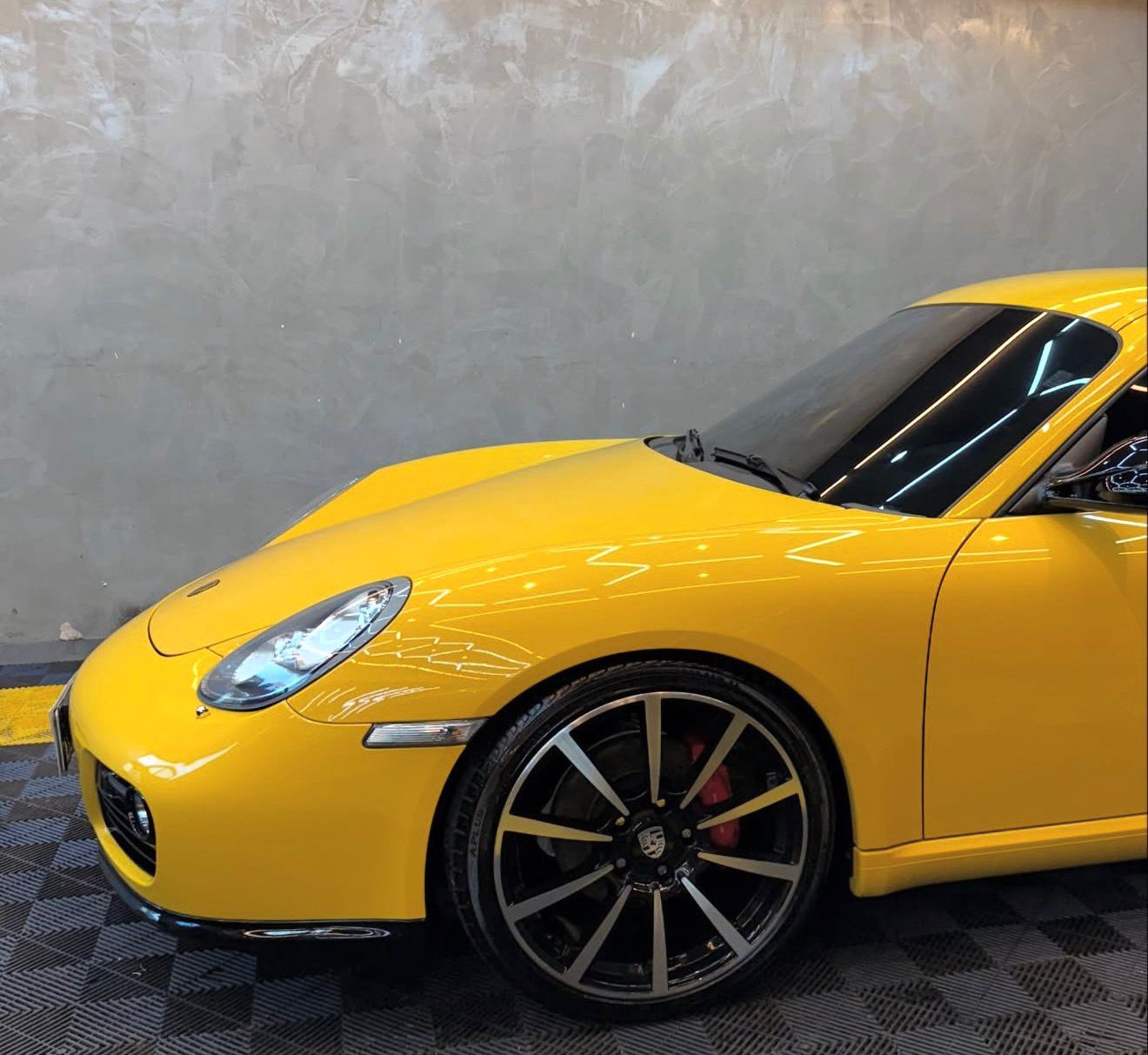 Instagram Reve Motors 5